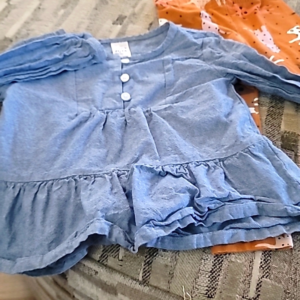 OUTFIT - Picture 2 of 4